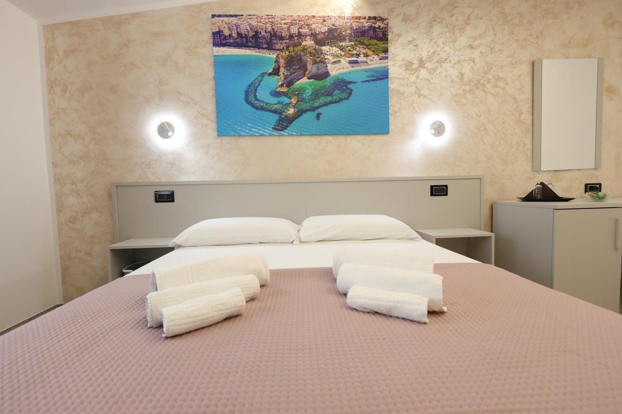 B&B Sunlight Тропея Номер фото